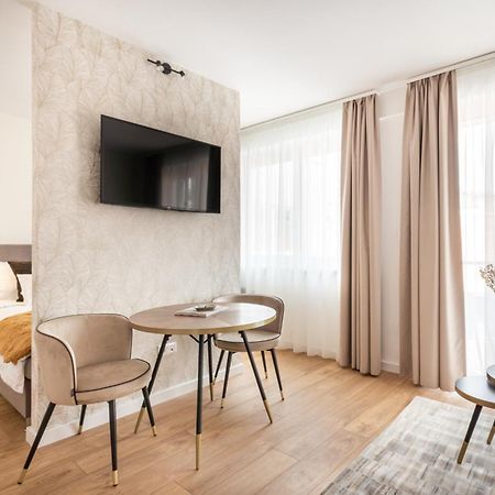 The Rose Garden Budapest Apartments Exteriör bild