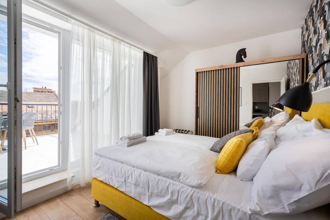 The Rose Garden Budapest Apartments Exteriör bild